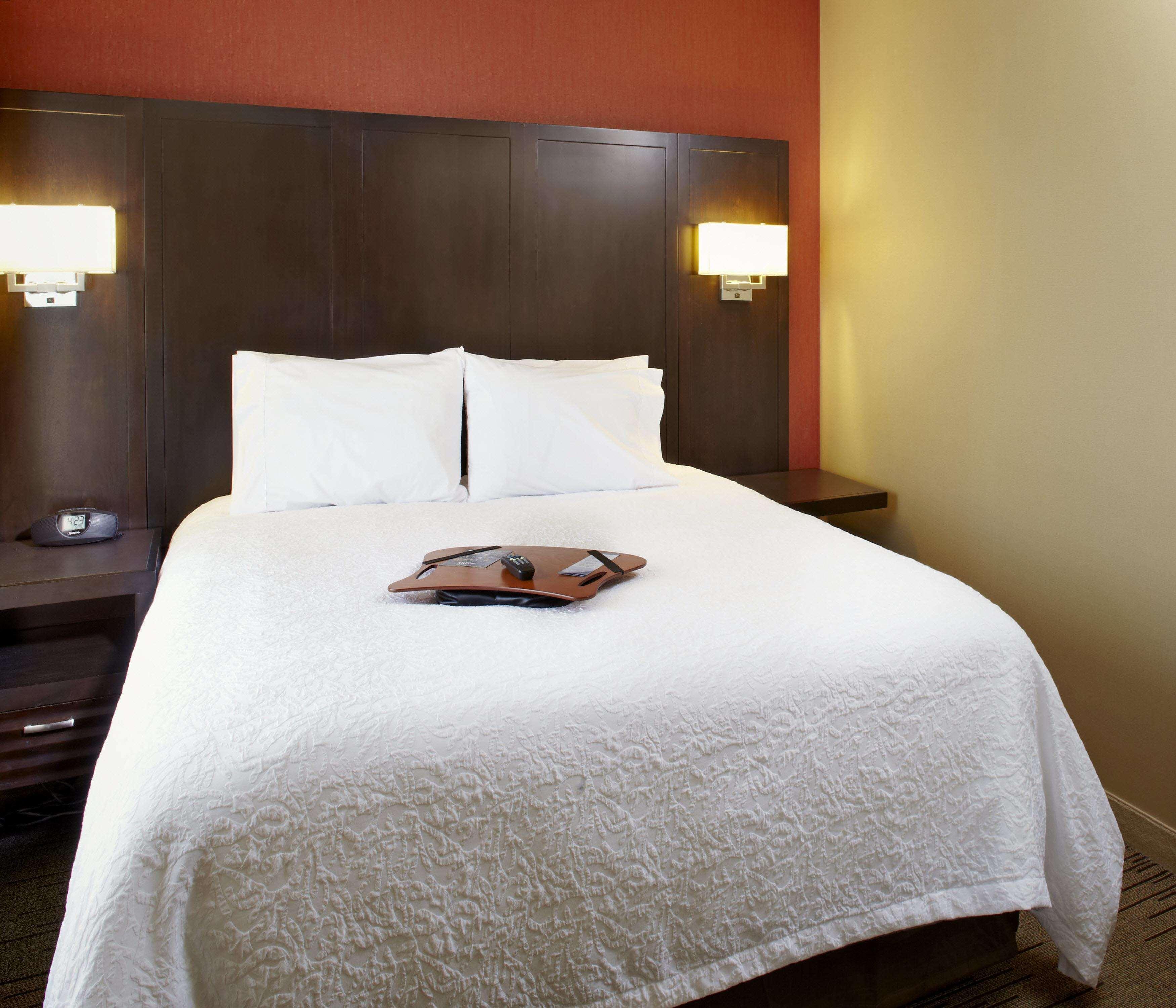 Hampton Inn Phoenix - Biltmore Ruang foto