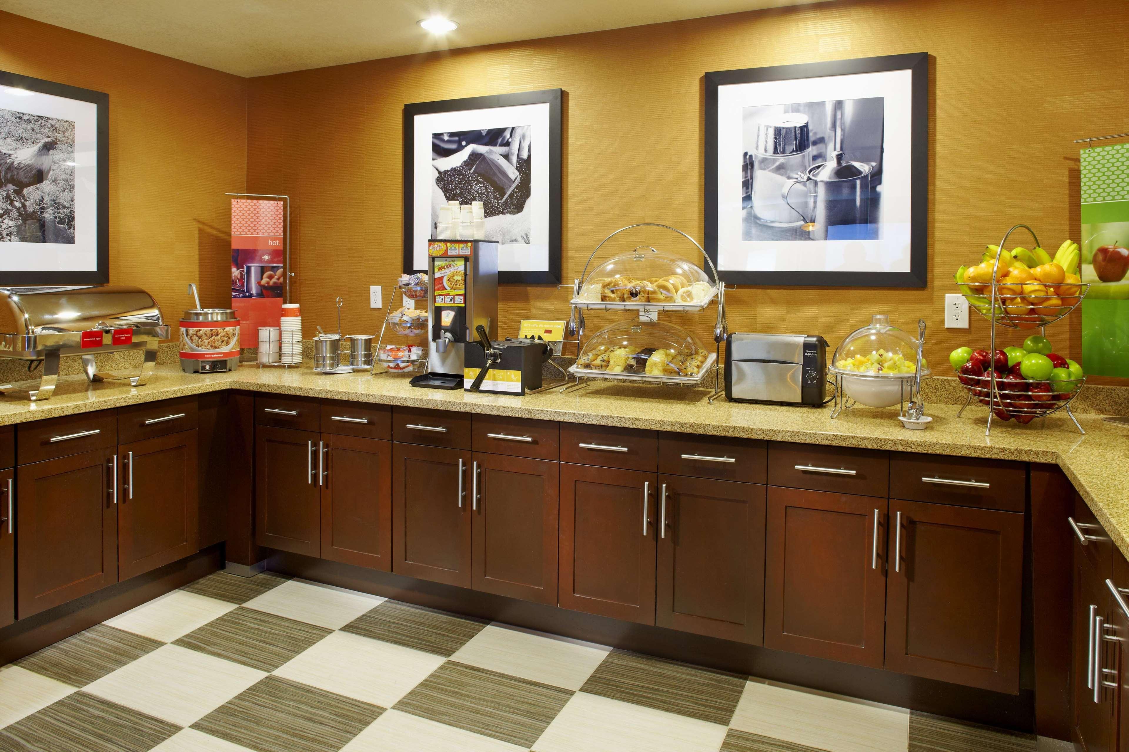 Hampton Inn Phoenix - Biltmore Bagian luar foto