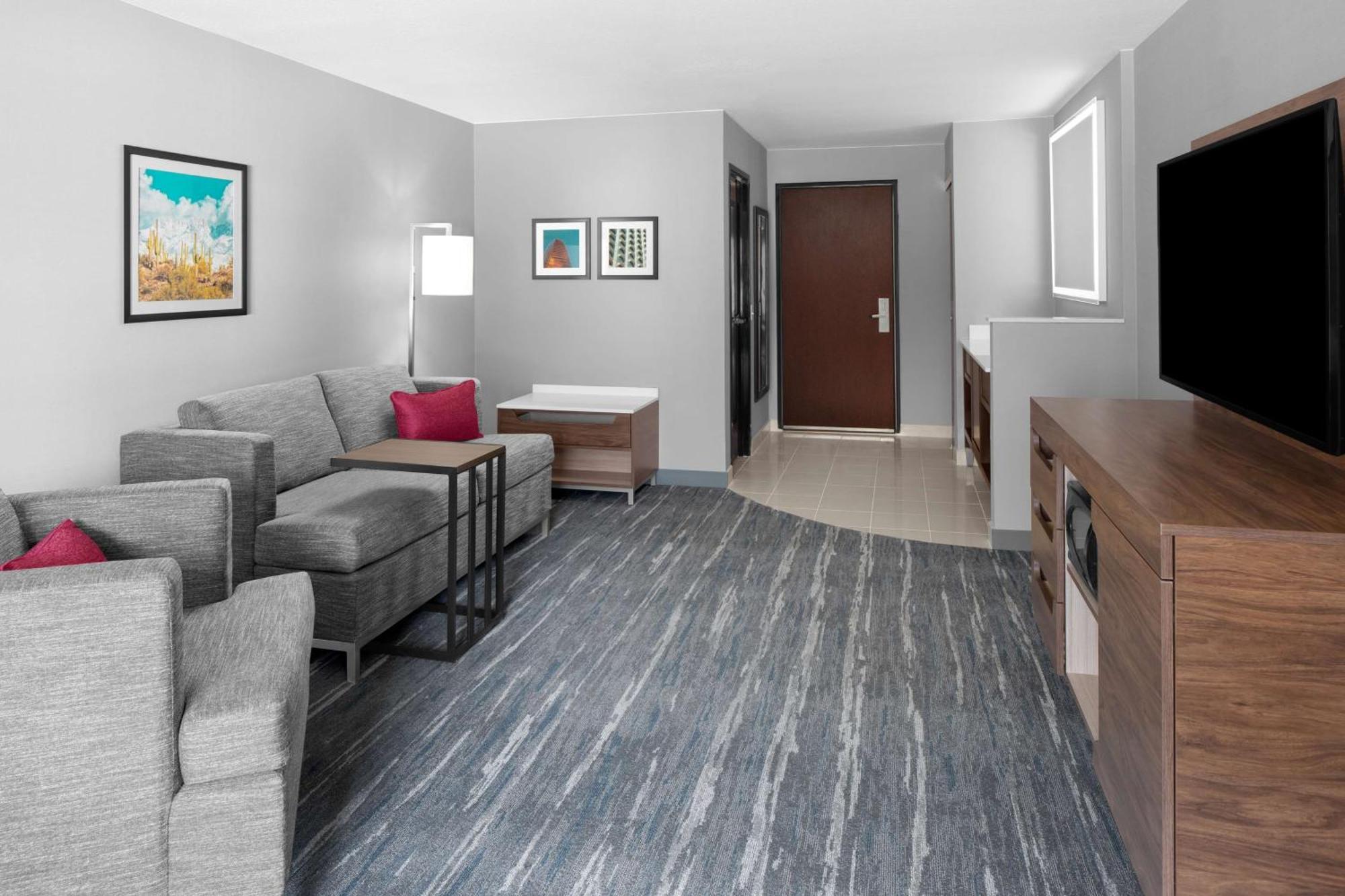 Hampton Inn Phoenix - Biltmore Bagian luar foto